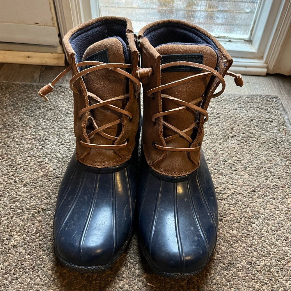 Sperry Duck Boot Size 8